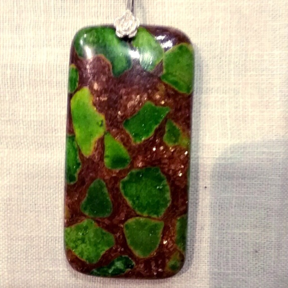 Green Brown Stone Pendant Silver tone Rose Bail - Picture 1 of 2